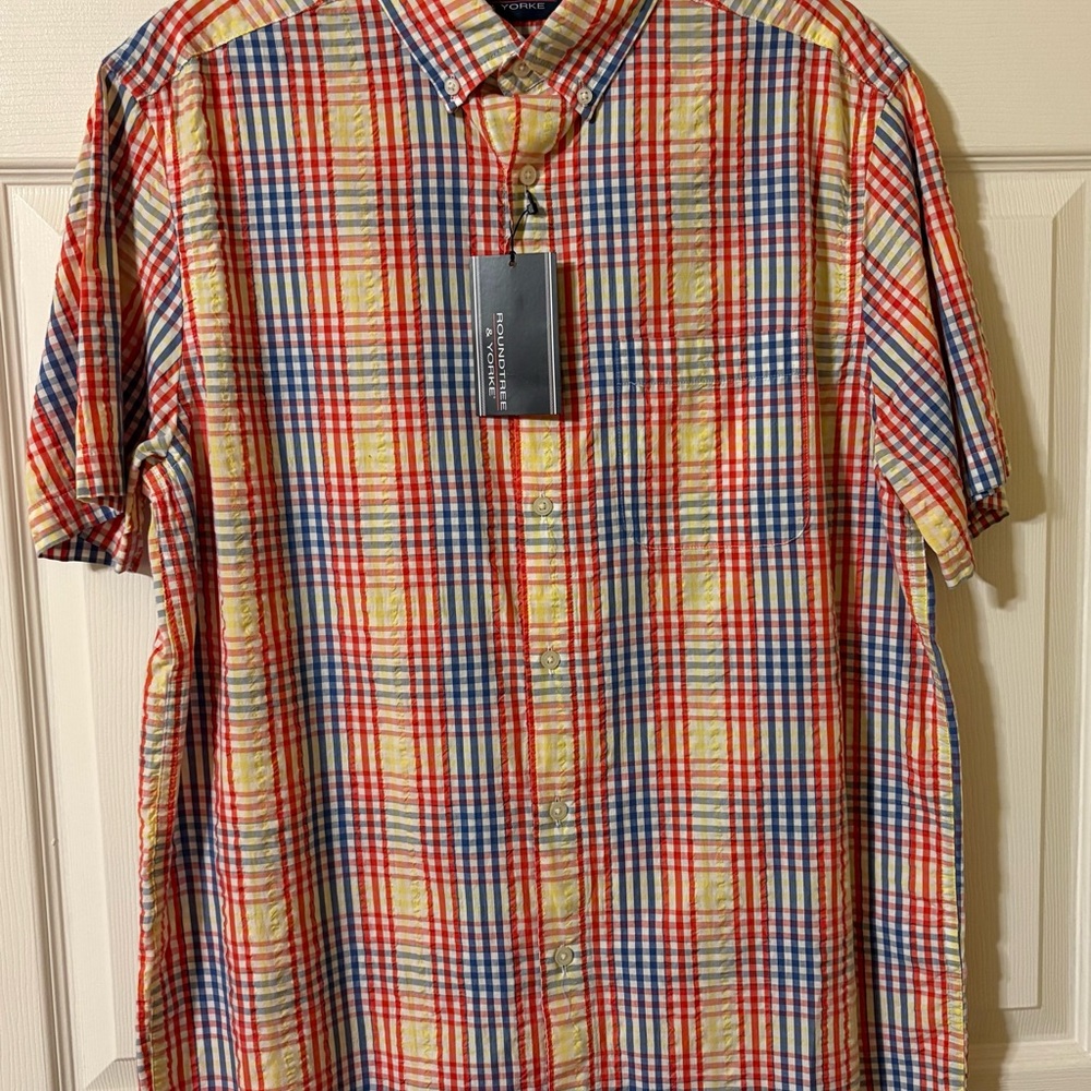 Medium Men’s Roundtree & Yorke Plaid Shirt